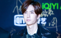 Bombboy970805_王一博个站-2