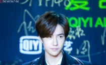 Bombboy970805_王一博个站-3