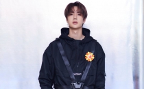 UNIQ_OFFICIAL-14