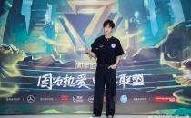 UNIQ-王一博-1