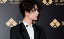 UNIQ_OFFICIAL-1